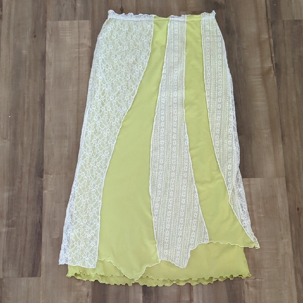 Urban Outfitters Green and White Asymmetrical Midi Skirt - Picture 1 of 5